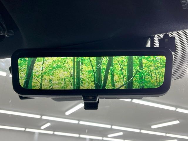 TOYOTA HIACE VAN 2WD 2023 Image 31