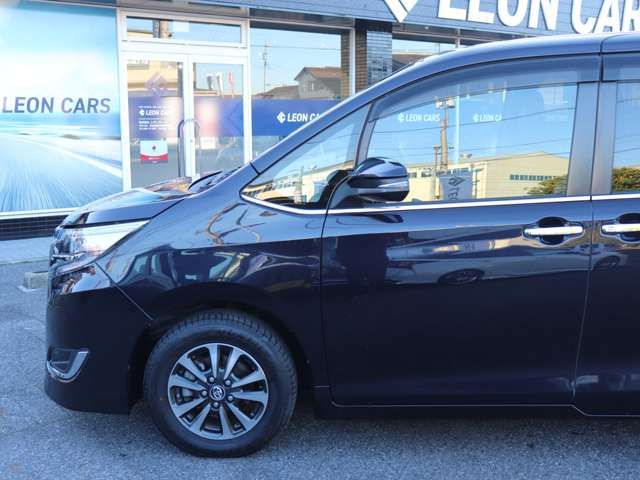 TOYOTA ESQUIRE 2018 Image 31