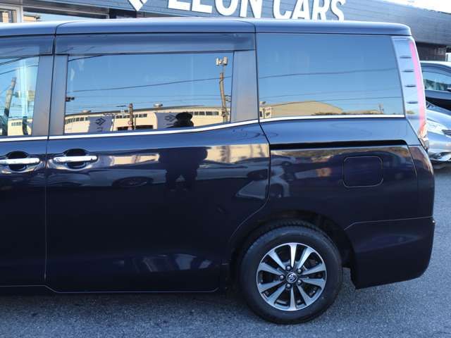 TOYOTA ESQUIRE 2018 Image 31