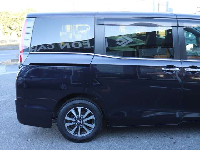 TOYOTA ESQUIRE 2018 Image 31