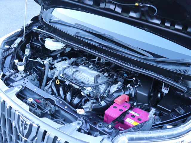 TOYOTA ESQUIRE 2018 Image 31