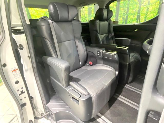 TOYOTA ALPHARD 2018 Image 31