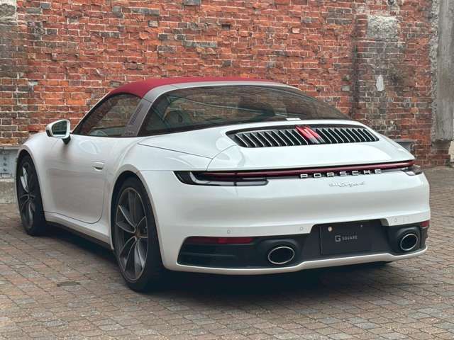 PORSCHE 911 2024 Image 31