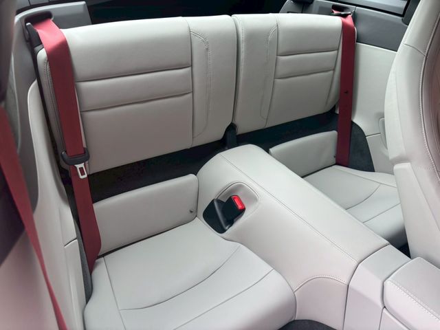PORSCHE 911 2024 Image 31