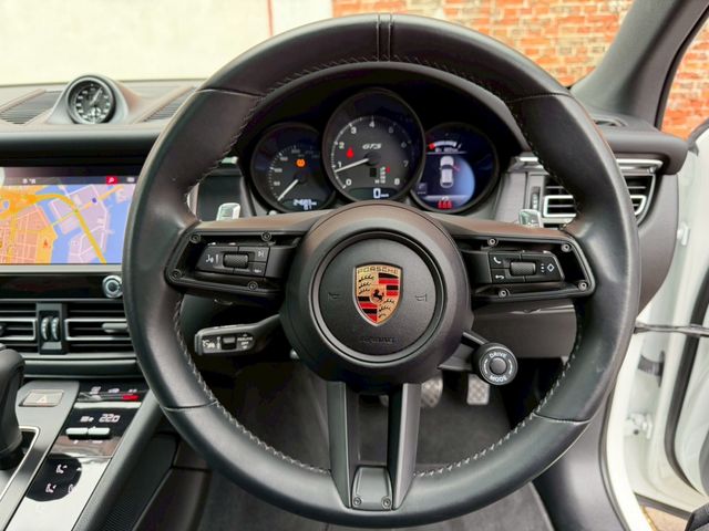 PORSCHE MACAN 2024 Image 31