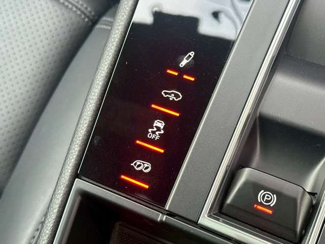 PORSCHE MACAN 2023 Image 31