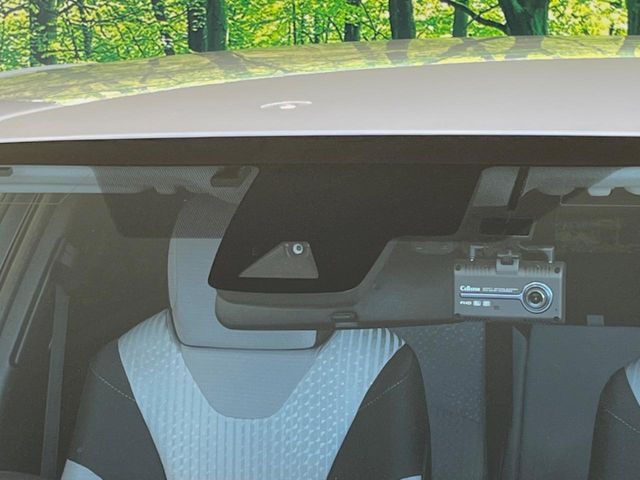 TOYOTA PRIUS 2016 Image 31