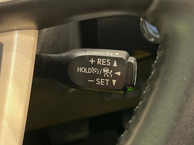 TOYOTA PRIUS 2016 Image 31