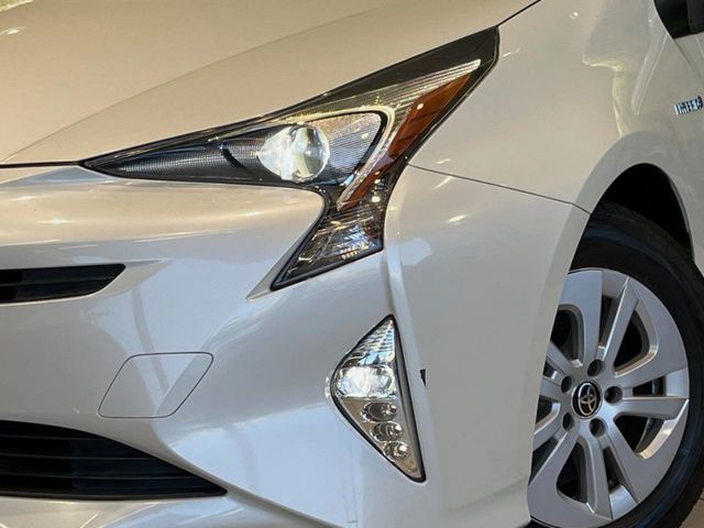 TOYOTA PRIUS 2016 Image 31