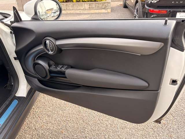 BMW MINI COOPER S OPEN 2023 Image 31