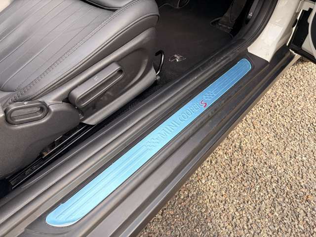 BMW MINI COOPER S OPEN 2023 Image 31