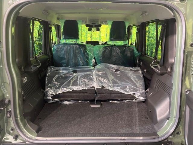 SUZUKI JIMNY NOMADE 2025 Image 31