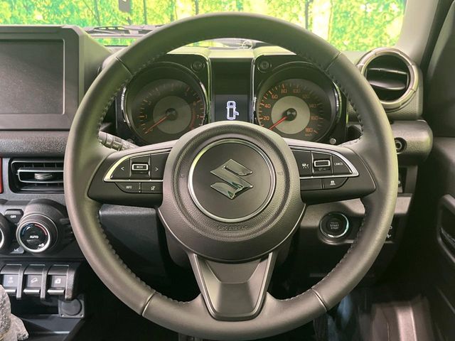 SUZUKI JIMNY NOMADE 2025 Image 31