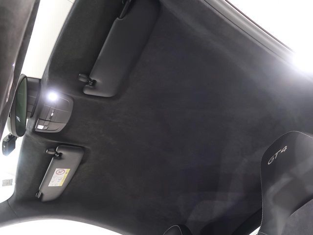 PORSCHE CAYMAN 2016 Image 31