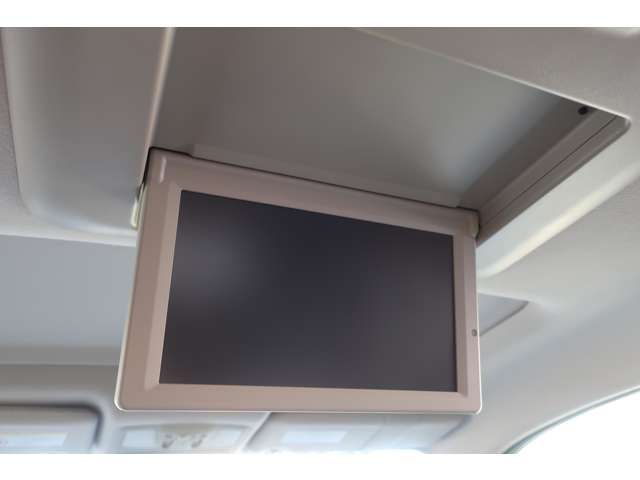 NISSAN ELGRAND  4WD 2016 Image 31