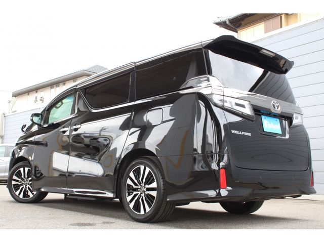 TOYOTA VELLFIRE 2018 Image 31