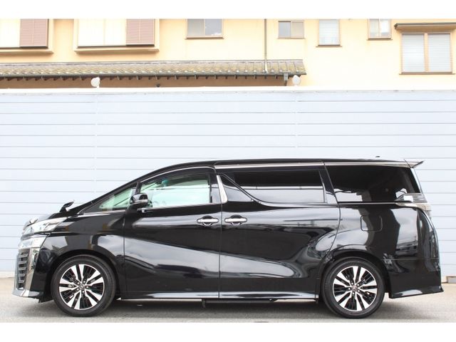 TOYOTA VELLFIRE 2018 Image 31