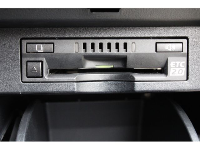 TOYOTA VELLFIRE 2018 Image 31