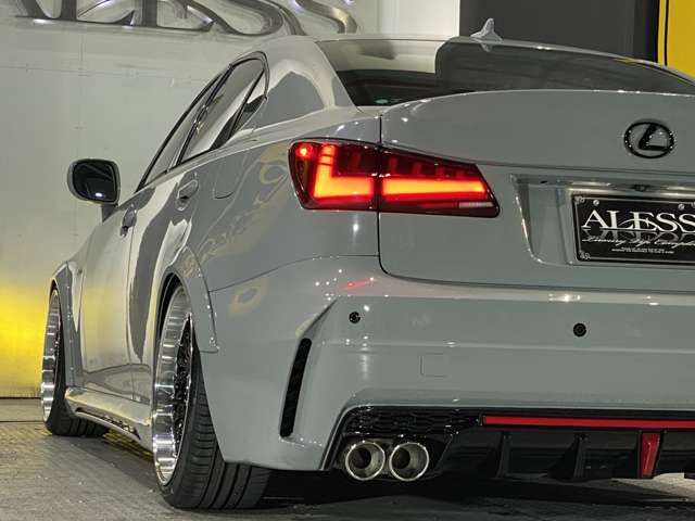 TOYOTA LEXUS IS350 2005 Image 31