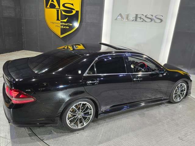 TOYOTA CROWN SEDAN 2010 Image 31