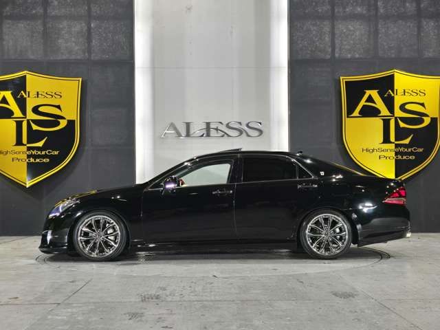 TOYOTA CROWN SEDAN 2010 Image 31