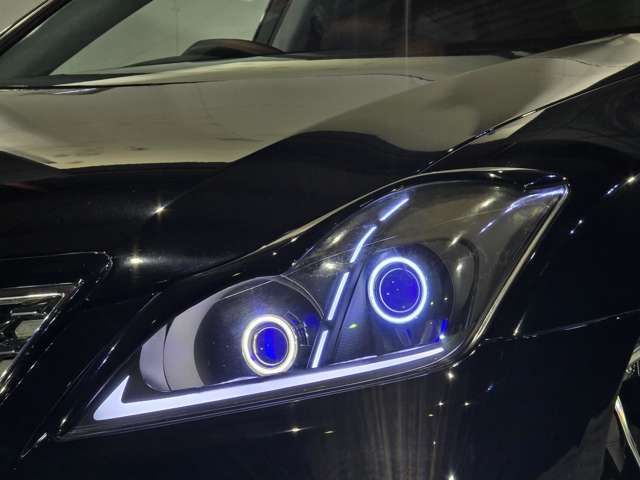 TOYOTA CROWN SEDAN 2010 Image 31