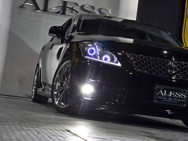 TOYOTA CROWN SEDAN 2010 Image 31