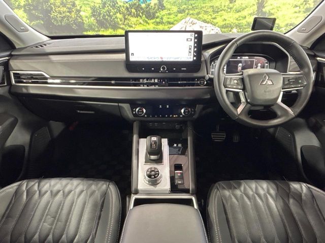 MITSUBISHI OUTLANDER PHEV 2025 Image 31