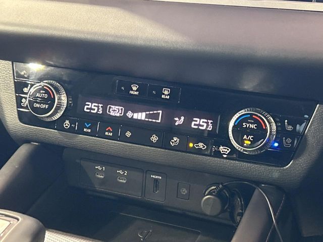 MITSUBISHI OUTLANDER PHEV 2025 Image 31