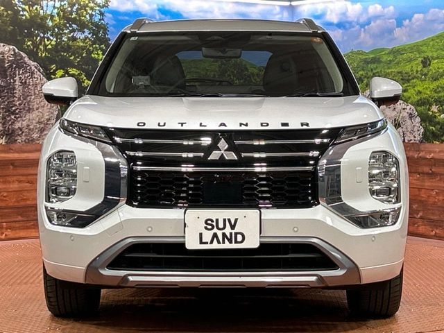 MITSUBISHI OUTLANDER PHEV 2025 Image 31