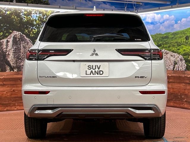 MITSUBISHI OUTLANDER PHEV 2025 Image 31