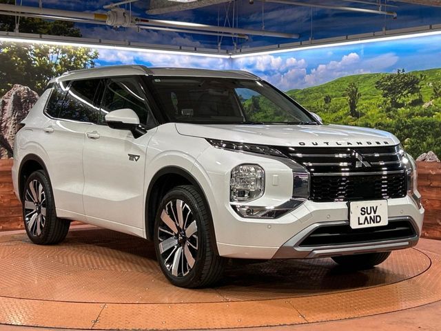 MITSUBISHI OUTLANDER PHEV 2025 Image 31