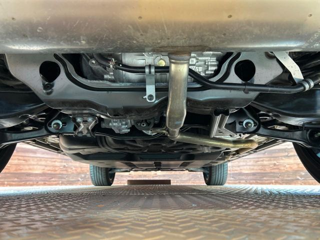 MITSUBISHI OUTLANDER PHEV 2025 Image 31