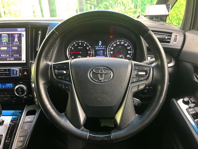 TOYOTA VELLFIRE 2017 Image 31