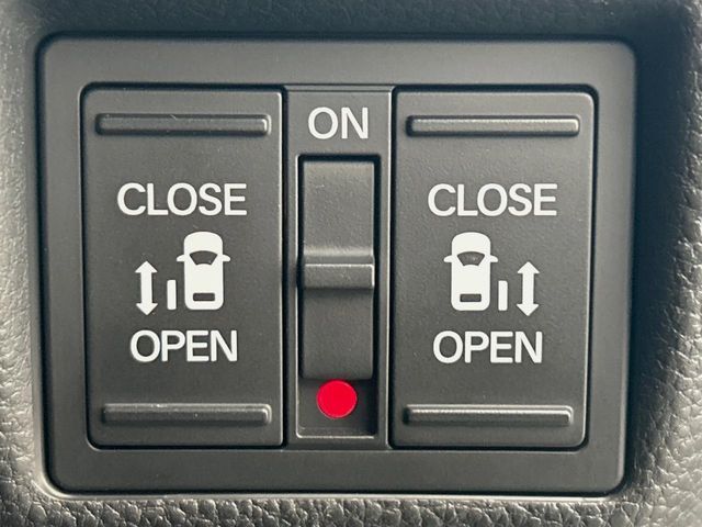 HONDA N BOX CUSTOM 2018 Image 31