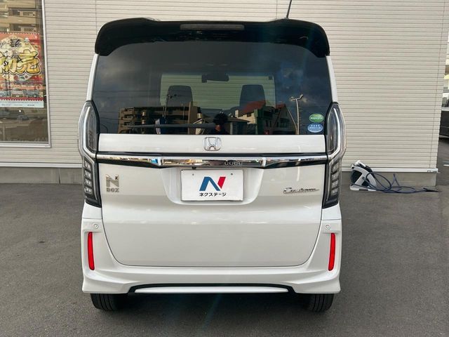 HONDA N BOX CUSTOM 2018 Image 31