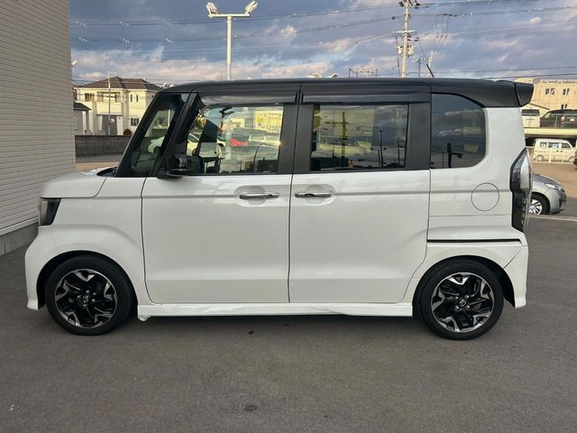 HONDA N BOX CUSTOM 2018 Image 31