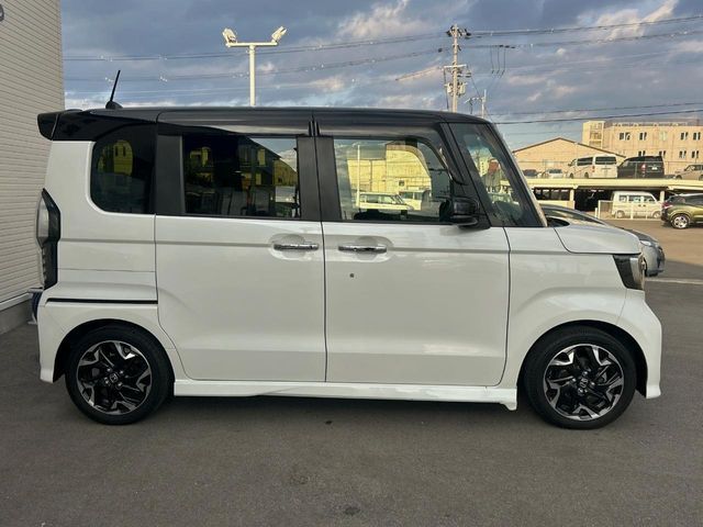 HONDA N BOX CUSTOM 2018 Image 31