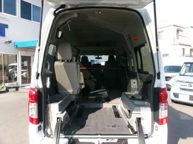 NISSAN NV350 CARAVAN 2020 Image 31