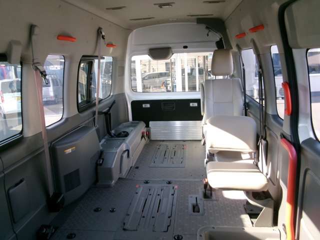 NISSAN NV350 CARAVAN 2020 Image 31