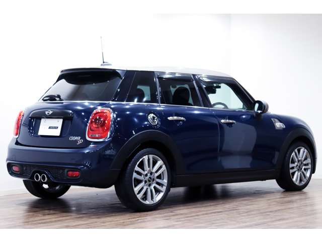BMW MINI COOPER SD 5 2017 Image 31