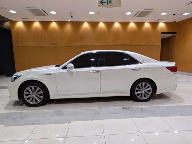 TOYOTA CROWN SEDAN HYBRID 2015 Image 31