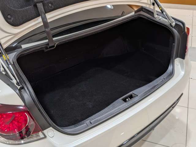 TOYOTA CROWN SEDAN HYBRID 2015 Image 31