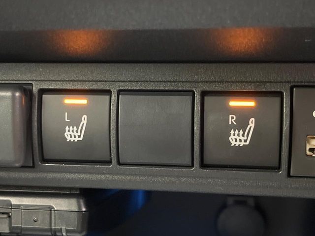 TOYOTA YARIS CROSS HYBRID 2021 Image 31