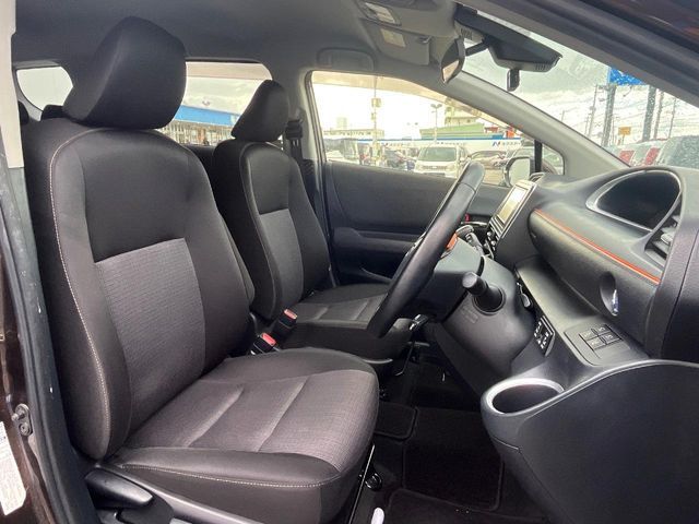 TOYOTA SIENTA HYBRID 2019 Image 31