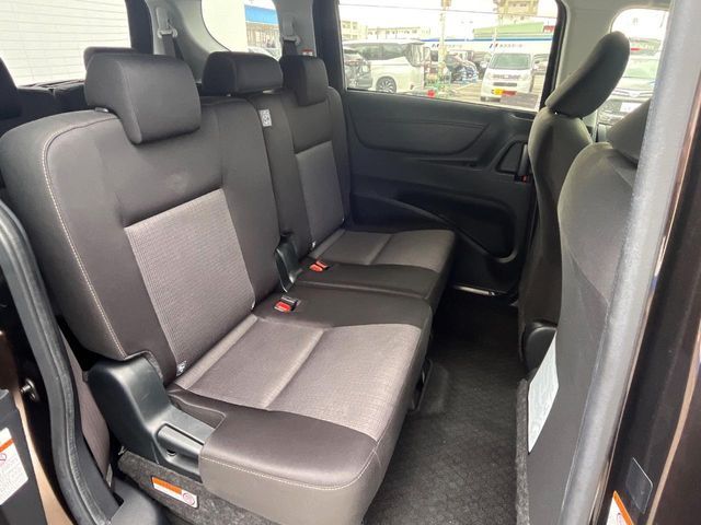 TOYOTA SIENTA HYBRID 2019 Image 31