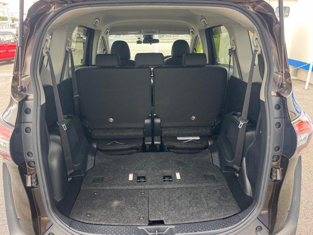 TOYOTA SIENTA HYBRID 2019 Image 31