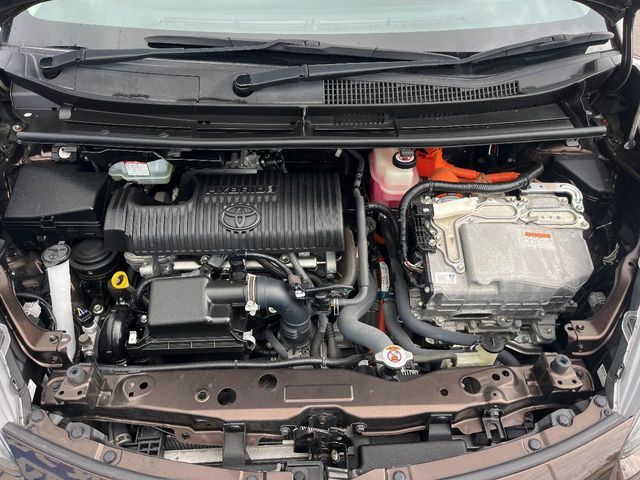 TOYOTA SIENTA HYBRID 2019 Image 31