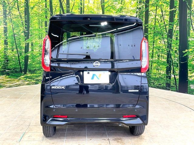 NISSAN ROOX 2023 Image 31