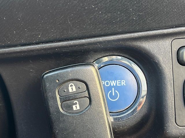 TOYOTA AQUA 2014 Image 31